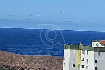 El vertido de fuel toca la costa de Telde/TA.